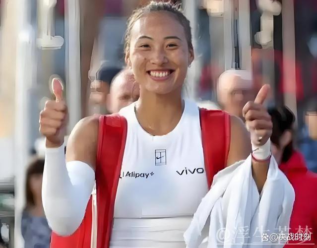 郑钦文首闯草地赛事四强 滑倒难挡前进脚步