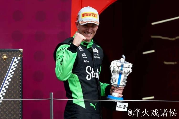 F1英国大奖赛：诺里斯夺冠 霍肯伯格首登领奖台